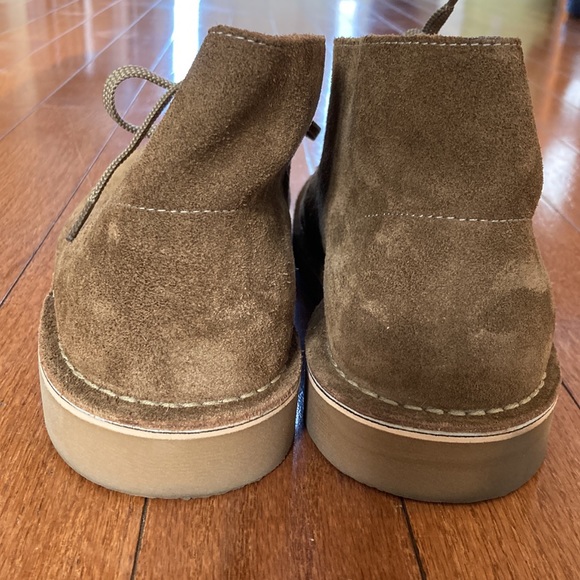 Clark’s Suede Chukka Boot - 10.5 - Picture 4 of 10